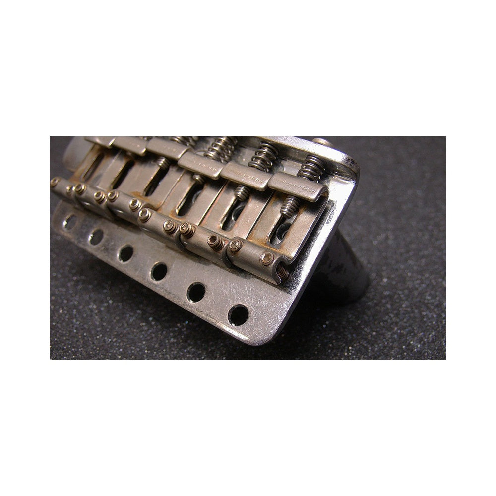 Vintage Tremolo System Aged Chrome Finish