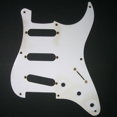 Strat Pickguard with artificial relic, modelled on a 1954 Strat pickguard