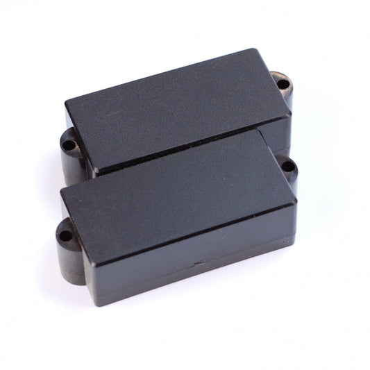 P Bass Pickup Cover Closed Black (Set of 2)